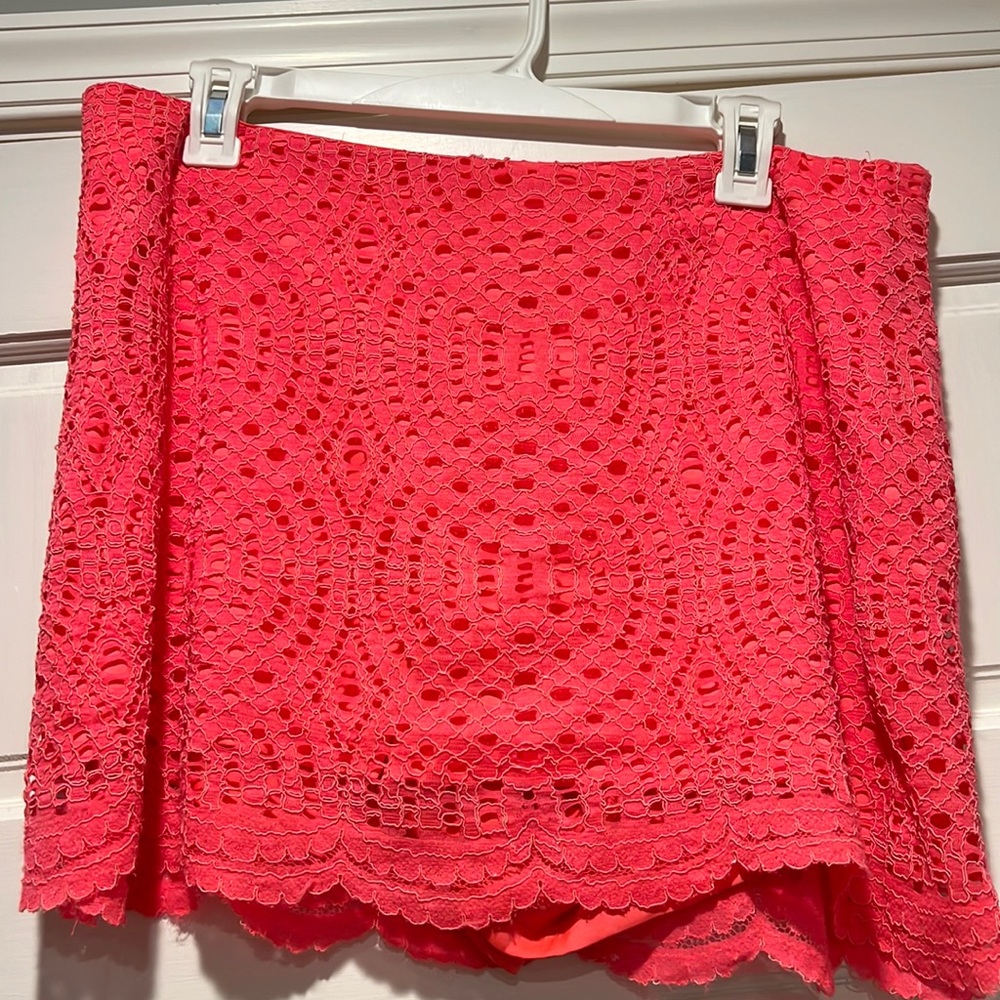 Lilly Pulitzer coral skort size 10